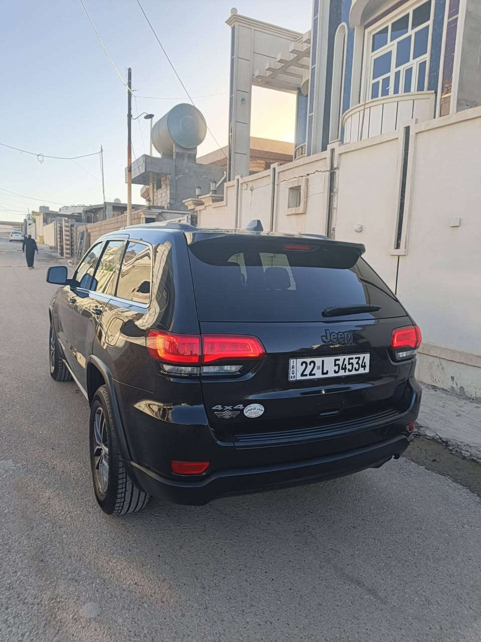 سلام عليكم جيب أمريكي 2016بيه نص جاملغ وباب خلفي نص صبغ سياره فول ما عده فتحه حلوه حيل وكاعده رقم أربيل سعر استفسار اتصال ع رقم ***********
