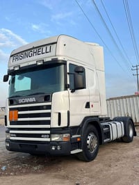 سكانيا ٢٠٠٤ • انجكتر ٦سلندر • بدون أرقام