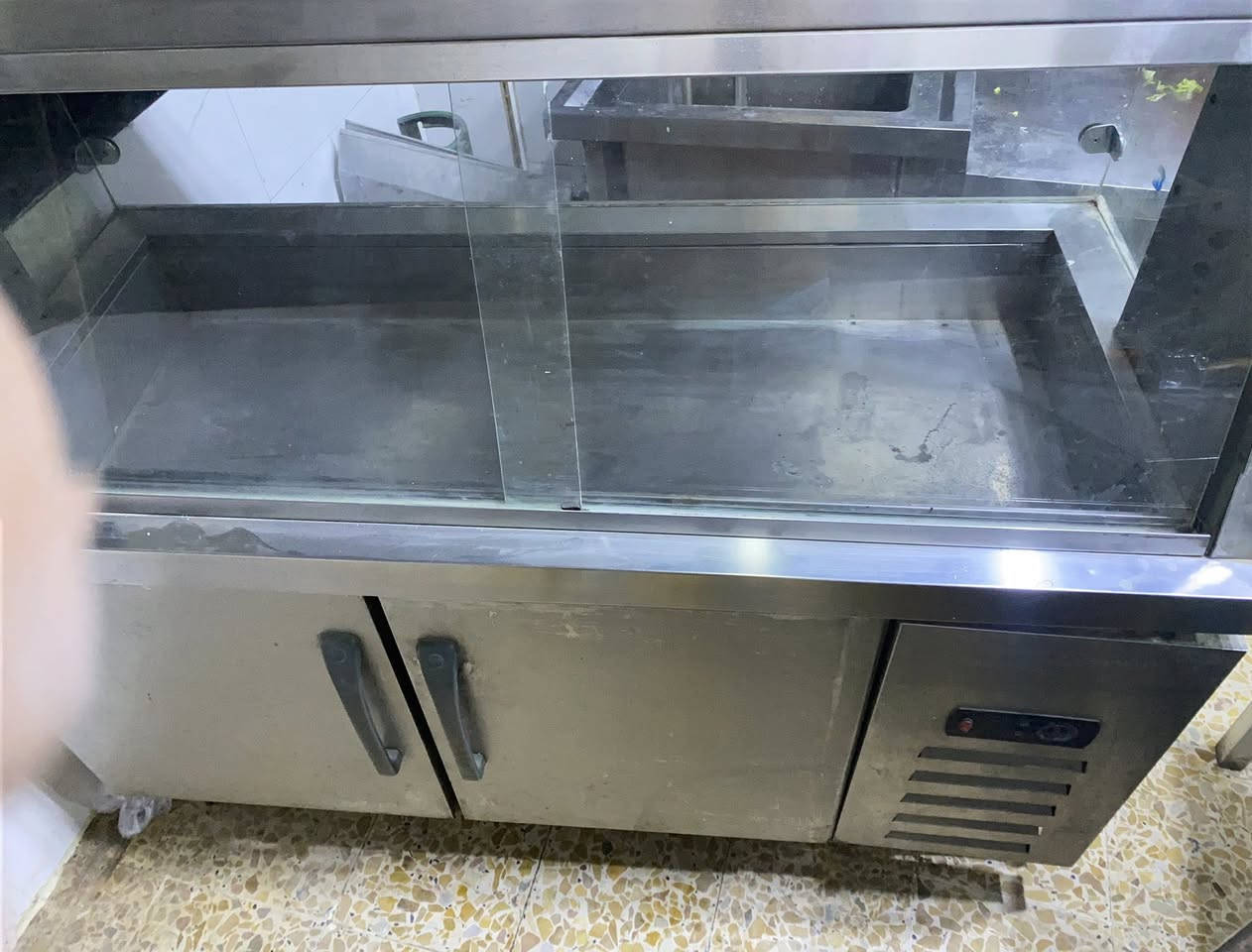 عرضت مقبلات 12 بلانكو تركي
واسط العزيزية 
***********
