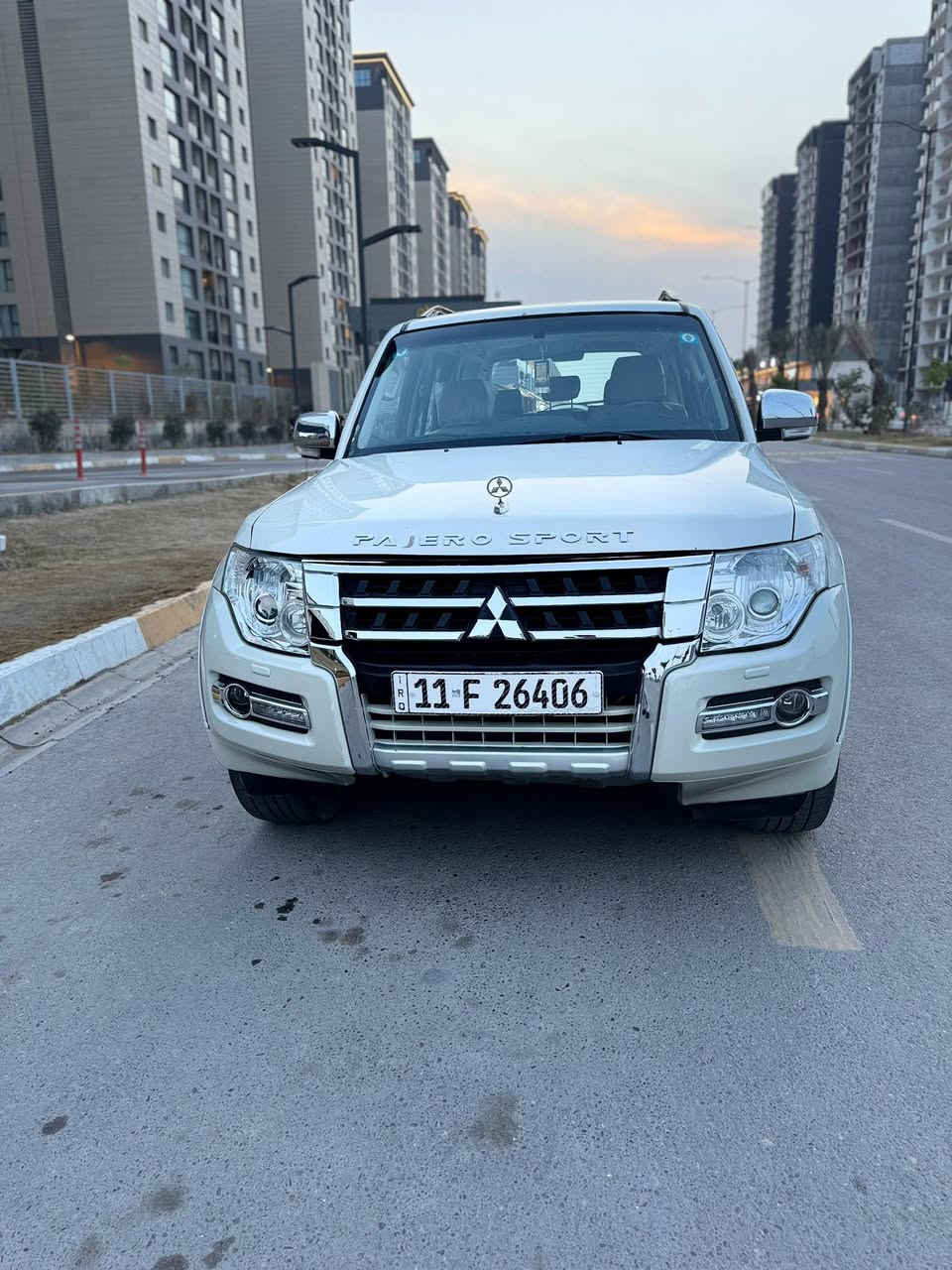 السلام عليكم باجيرو حبتور مكينه 3ونص فتحه كشن كهرباء دمام مكينه كير كفاله تخم تاير السياره بيه صبغ ابيع كام شاصي لغد مكفول السياره شتريته بيه قماره امبدله واكعه عليه صقيفه وليس حادث شغل حلو بسمي تبريد 3قطع ثلج السعر 87 مكانه بغداد حي الجهاد اتصل ***********
