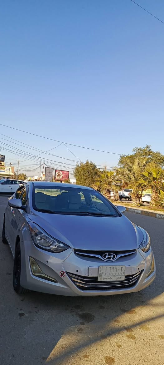 السلام عليكم
النترا 2015وارد امريكي 
رقم ديالى سنوية تنتنهي بشهر ال8
كير مكينة بشرط 
ظررها الجاملغ الخلفي فقط قطعة وحدة 
والسونار مرفق ويا المنشور 
مكينة 1800
صدر امامي خلفي بشرط 
العنوان ديالى الهارونية 
السعر 115او بيها مجال 
للاستفسار الاتصال على الرقم
***********
