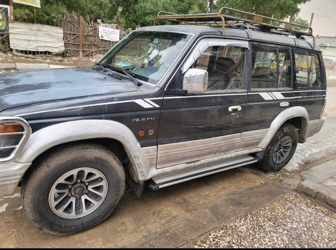 للبيع باجيرو ٩٣ كير ومحرك vvt3000 تخم تاير جديد باتري جام كهرباء شاشة وكامرة جديد سنوية بسمي رقم بغداد انكليزي  السيارة موجودة ببغدادالسعر ٦٥ للاستفسار الاتصال ***********
