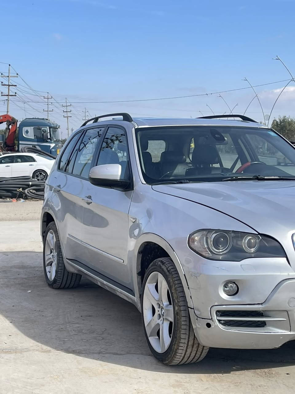 ‏سلام عليكم
‏بي أم X6 موديل 2007
‏رقم بغداد شرط التحويل
‏مكينة ستة سلندر كاز 
‏تون ￼ تيربو مكينة كفالة
‏ السيارة فول مواصفات
لمتت ‫1‏÷1‬ 
‏السيارة كفالة  من الصبغ 
‏السعر 105 بيها مجال بسيط
‏استفسار رقم الهاتف
 ***********
