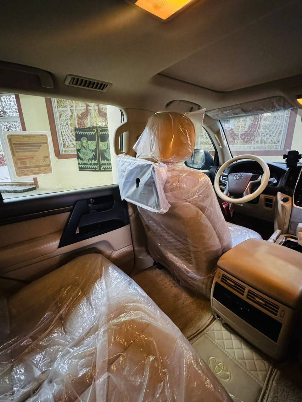 السلام عليكم اخوان اني اشتغل حمام وبوليش لكافة انواع السيارات الحديثة او المستورده حمام ناشف 35 الناصية وذا غسل كشنات 70 وذا عاليه 50 ناشف وذا غسل كشنات 100
بوليش الناصيه حسب النوعية اقل نوعيه 30 الف واعلى نوعية 150 الف هم اكو غسل VIB هم موجود للتواصل ع الرقم ***********
