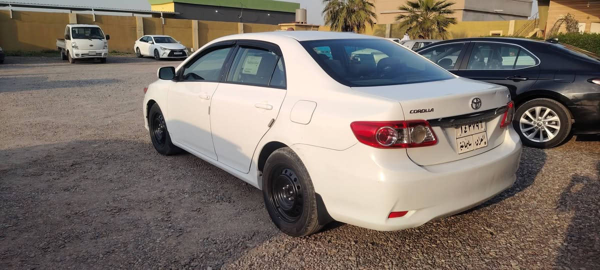 كورلا للبيع موديل 2011ضرر باب خالفي مبدل اصلي بدون دواخل محرك كير صدر تايرات كله جديد سعر 135بيه مجال مكان الشرقاط عويجيله ***********
