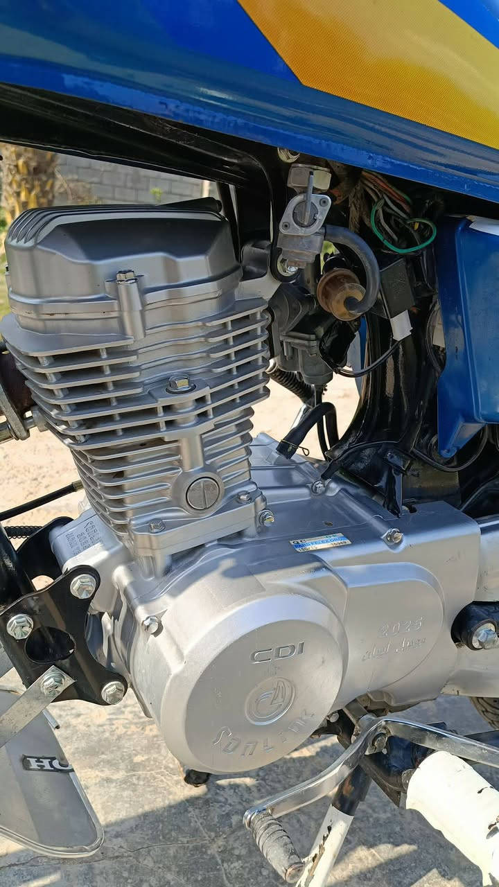 حلويات السلام عليكم نامه 2025
نضيفه كلش مكفوله كفاله عامه من تاير لتاير  مكان واسط الصويره للاستفسار اتصل ***********
