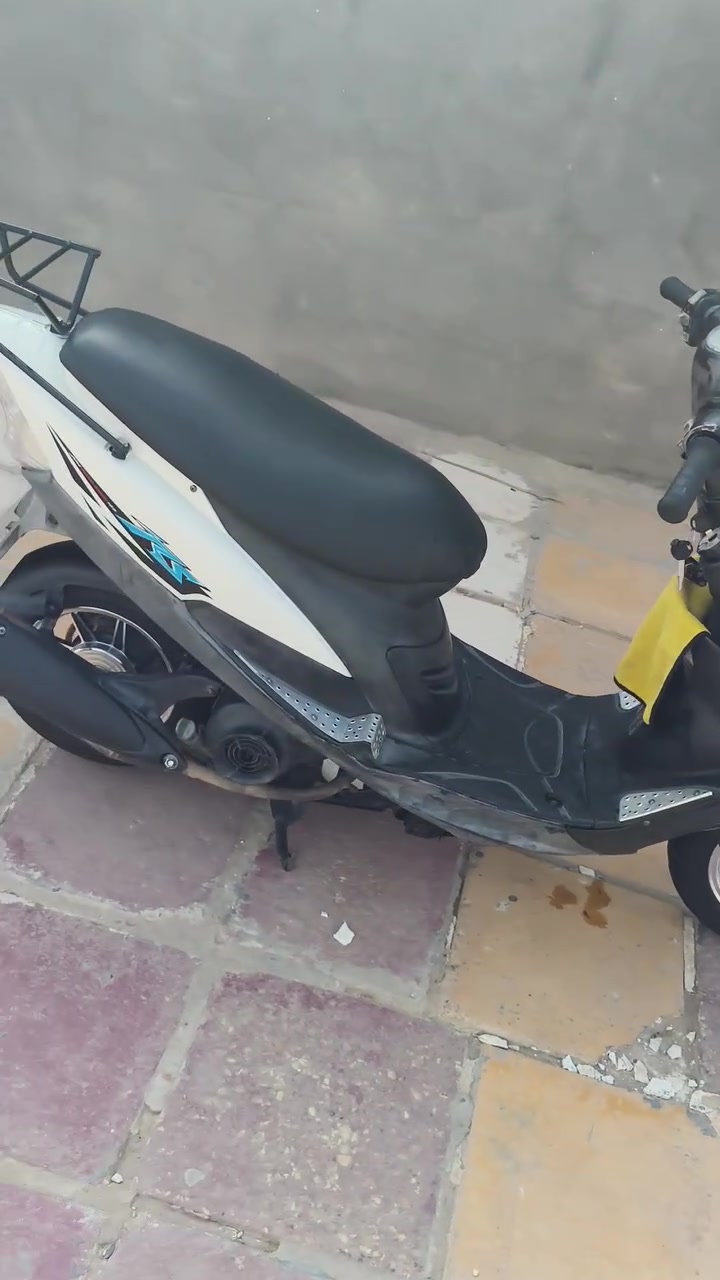 ماكس عدله للبيع سعر 400 وبيه مجال مفتوحه كلشي شغال بيه تجي شوفه وتفحصه ناصريه بلمدينه ***********هاذه رقمي
