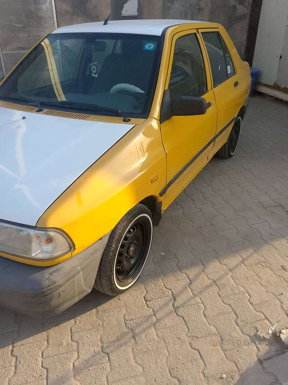 للبيع مديل ١٥سنويه جديد كفاله لاضربه ولاصبغ بغداد انكليزي شرط المداور مكينه كير  حدايه تخم تاير باتري مشط بوركله جديد السعر ٣٣ وبيهه مجال قليل مكاني نجف  الإستفسار اتصل ***********
