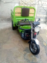 ستوته للبيع نظيفه بطارياتها جدد كهربائيات وشغاله والسعر 650 وبيها مجال...