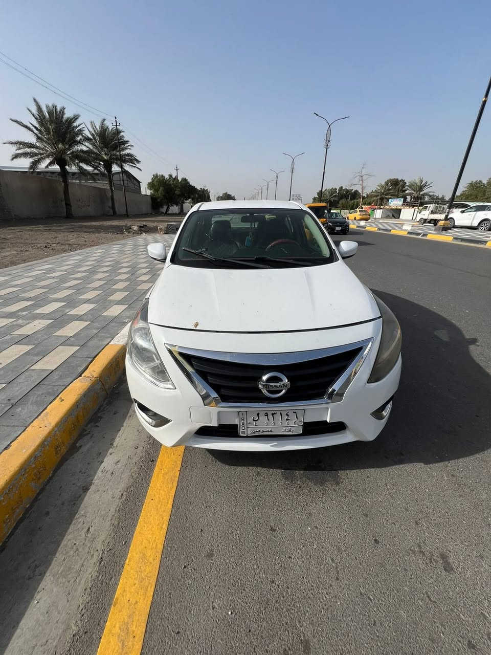 سلام عليكم سياره نيسان فيرسا موديل 2019 بيه بارد بلباب مال السايق او البصف السايق بسيطات سياره نضيفه وارد امريكي او صور الحادث مرفوقه المكان بلديات رقم *********** متواجد اتصال او واتساب السعر (90$) او بيه مجال
