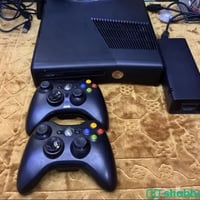 Xbox 360 للبيع سعر 100 هذه رقمي 07889764076