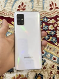 سامسونك A71 • نضيف • خدش خفيف بالكاميرا