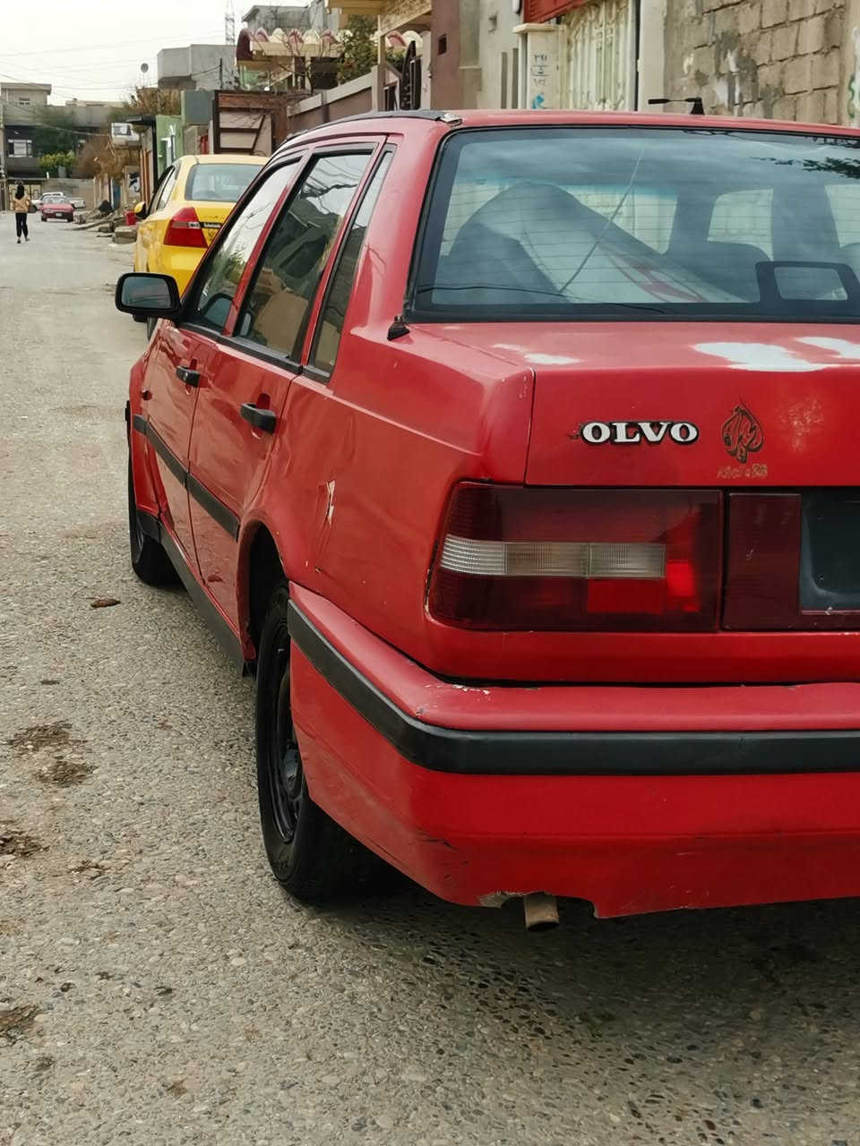 فالفو 460
السياره بسمي شرط التحويل 

كابون بانزين 

محرك كير شرط

غرفتها نضيف 

مكان السياره موصل 

سعر 23 

***********
