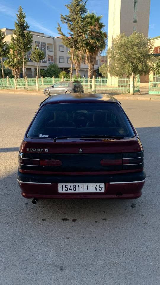 Rono 19 mliha modil 93 dwana 2009 motor nourmal tmobil n9iya lhatif 0646829503 سوق الأربعاء, القنيطرة


**إذا كنت صاحب هذا الإعلان وتريد حذفه لأي سبب، رجاءا أرسل رسالة إلى الدعم الفني**