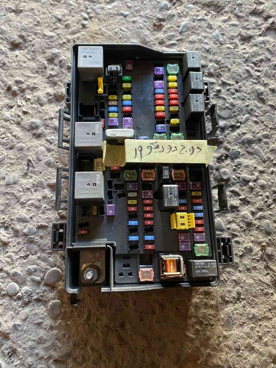 يتوفر قواعد فيورزات 
امريكي كوري 
***********
