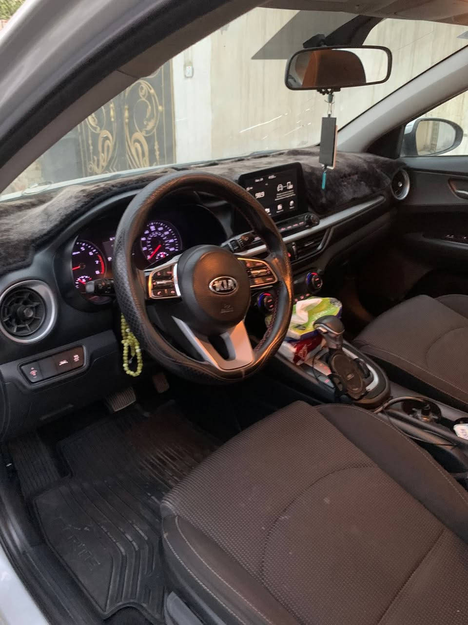 السلام عليكم
كيا فورتي 2019محرك 2000دوش كير ايتي والكير والمحرك مكفولات 
بسمي شرط التحويل
مواصفات السياره  
مثبت سرعه تحديد مسار مانع انزلاق كشن جك ويل كب بلاجكتورات اماميه تحكم مري كهرباء وضعيات قيادهSPORT_ Normal تحكمات ستيرن حساس هواء التايرات لايتات auto  رادار امامي
السعر:134
الرقم:***********
