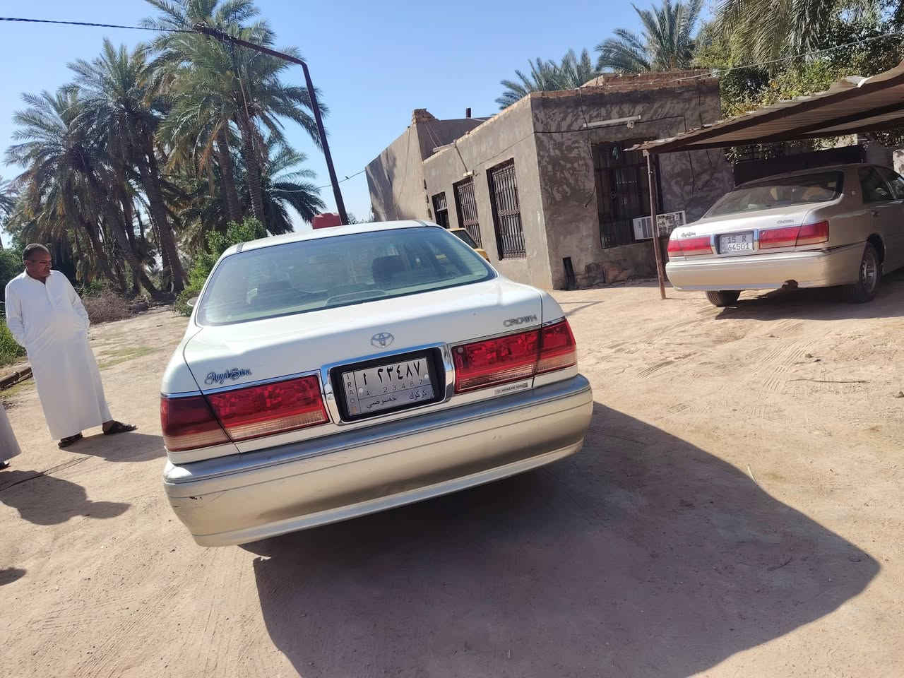 سلام عليكم ملكه البيع كفاله عامه مدفوع الكمرة با قي بس الرقم سياره جديده مكينه ديفوار الكبير جديد كير جديد مكان السياره نجف كوفه يم معمل البسي ***********
