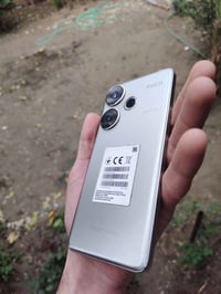 بوكو F6 • ٥١٢ • ١٢ رام