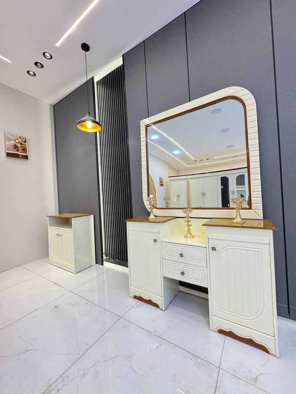 حصرياً الموديل الجديد   

السعر مليون دينار فقط 😍

غرفه نجاره قتصاديه 🛌

متكونه من 9 قطع مميزه 

الكنتور ارتفاع 240 طول 320 

مع الزاويه مجموع الطول 4 امتار 

السمك الخارجي للغرفه 5 ملم انديف

والسمك الداخلي 3 ملم معاكس ابيض

سعر الشازلون الخزان 75 الف 

سعر الشازلون المقعد 50 الف 

متوفر توصيل وشد داخل بغداد 😊

متوفر توصيل وشد لكافة محافضات العراق 🇮🇶 بغداد, العراق


**إذا كنت صاحب هذا الإعلان وتريد حذفه لأي سبب، رجاءا أرسل رسالة إلى الدعم الفني**