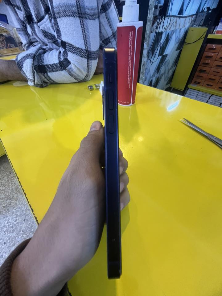 السلام عليكم ايفون ١٢ عادي الجهاز
نظيف وحلو الجهاز يخبل سيم كارت شغال عادي وإلكتروني ثنينهم شغال كامرات انتصال فرمت حدث كله شغال ، الشغلات الي بي مبدل شاشه وبيه نقط بنفسجيه صغيره نوعا ما (تظهر بس بلوضع الداكن ولازم ترفع الاضاءه ) بطاريه مبدله همات والقديمه موجوده سبب تبديله لين تصرف، المهم سعره رح يكون185 وبي مجال قليل مكاني بغداد.


**إذا كنت صاحب هذا الإعلان وتريد حذفه لأي سبب، رجاءا أرسل رسالة إلى الدعم الفني**