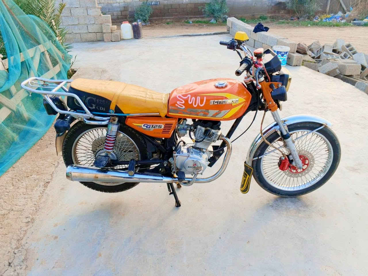 السلام عليكم
للبيع 
2024 أوراق 
السعر ٥٥٠
بغداد تقاطع النهروان 
***********
