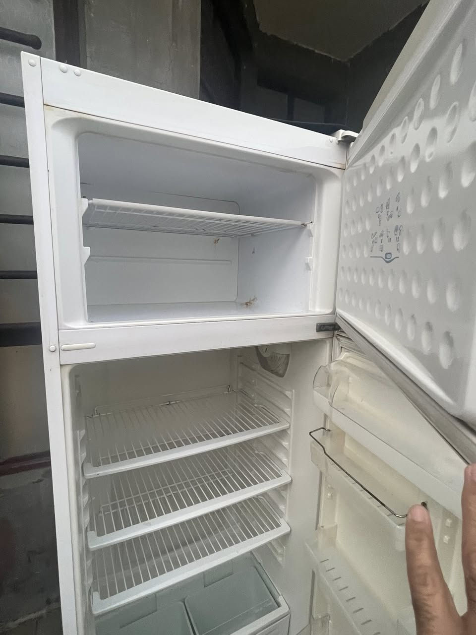 السلام عليكم
ثلاجة ماطور عاطل حجمها ٢٢ قدم مال عائله داخلها نظيف مابيها ليك فقط ماطور السعر ٥٠


**إذا كنت صاحب هذا الإعلان وتريد حذفه لأي سبب، رجاءا أرسل رسالة إلى الدعم الفني**