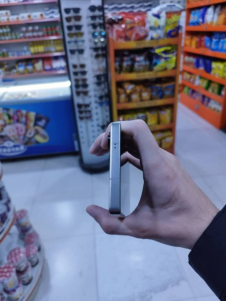 Galaxy s25 ultra  
ڕام ١٢ و ٢٥٦گیگا
٢سیم 
زەمانی جیبال
کامل ئەشیا + کەڤەر
نرخ: ١ملیۆن و ٢٠٠ هەزار قفڵ 
تکایە بۆ معاملە چات مەکە 

*********** . viber . whatsapp دخان, السليمانية
