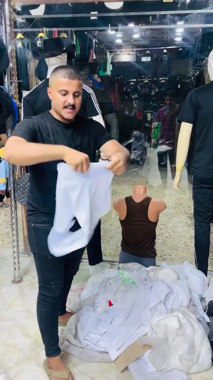 #الف دينار جماعة التطبير مجمع ابن طعمة 
الانوار الصدر مجاور صيدلية الانوار مقابيل كهوة حسين ناظم


**إذا كنت صاحب هذا الإعلان وتريد حذفه لأي سبب، رجاءا أرسل رسالة إلى الدعم الفني**