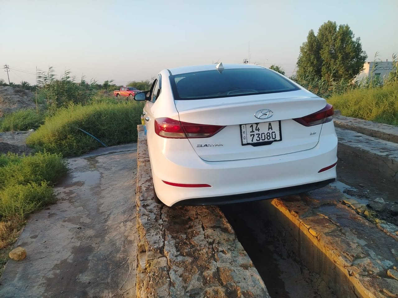 ال نتره موديل 17خليجي رقم بصره لوحات جديده سنويه 2030ماشيه 270سياره جاهزه من كلشي السعر 130وبيها مجال حك الجيه مكانها ذي قار قضاء الفجر رقم صاحب السياره ***********
