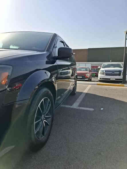 السلام عليكم

🛑 دوج كرفان كلين تايتل  موديل 2018 

🟥 رقم / بغداد الماني

 

🔴 مواصفات  SE

🚙ماشية ١٣٢ الف

تشغيل عن بعد

تحكم ستيرن جهتين 

شاشه 

كامره خلفيه 

كشنات بلع 

مانع انزلاق 

تبريد 3 قطع

جام 6 كهرباء 

تخم تاير جديد 

ابواب ميكانيك

جنطه ميكانيك 

7 راكب كشنات منفصل 

محرك وكير مكفول 

محرك 3600 (v6)

حادث / بدون حادث تقرير مياه امطار واجتي شغالة بدون اي شي .. 

💵 السعر 177وبيه مجال قليل

العنوان / بغداد _ بالبياع او الغزالية 

للاستفسار/ المراسله على الواتساب اوالاتصال 

الرقم / ***********

ملاحظة /اني مكلف بالنشر فقط 🚔🚔🚔🚔🚔

اتصل واستفسر
