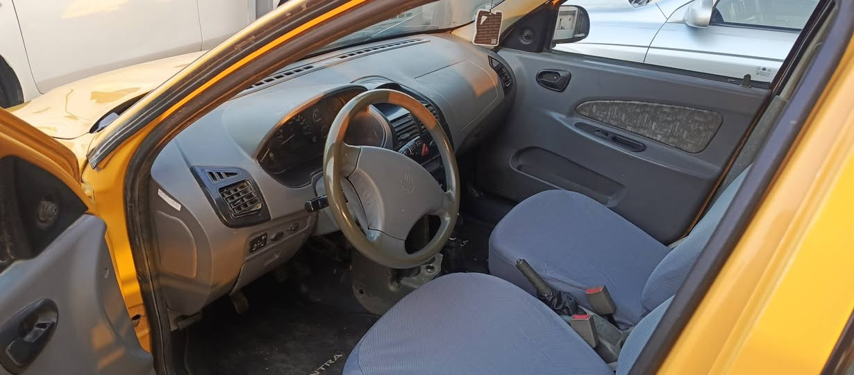 السلام عليكم اخوان طيبه موديل 2016 محرك كفاله كير حدادايه  نافضها قبل يومين جديده رقم كربلاء مصفر هيئة وغرامات تخم تاير جديد تخم ويل جديد بيها شبر صبغ جوه تريشه باب السايق والباقي جديد على وضع الشركه تبريد ثلج 🥶 السعر 45وبيها مجال قليل عنواني كربلاء طويريج ***********
