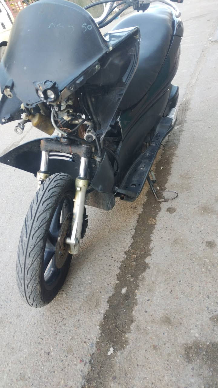 الجيل الأول
السعر 650 وبيها مجال
مكاني الحبيبيه ***********
