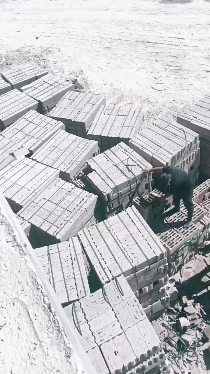 ونج  ال تصعيد كافه المواد البناء
***********
*********** واتساب
