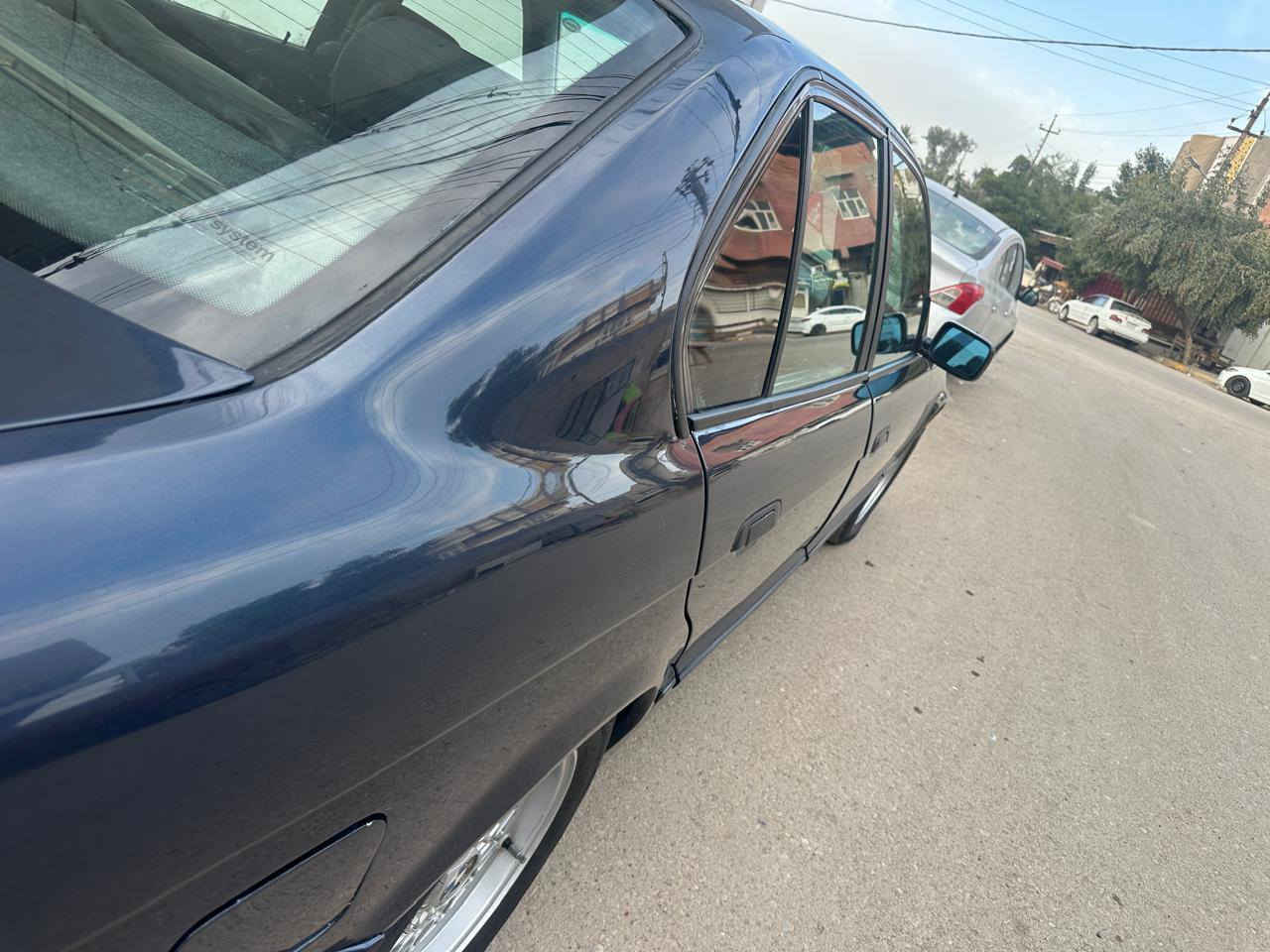 السلام عليكم
بي ام 525موديل 1993
ويل خليه 
تخم تاير
صدر امامي خلفي جديد
داخل جلد 
مكينه بلاد لا تنقيص لا تبخير 
كهربائيات كلها شغاله
السياره بدون اي نقص 
تدفئه تبريد قطعتين 
بدون ضربه بدون خياس 
السياره دكت جاكوج مابيها 
مصبوغه عام جماليه 
رقم سليمانيه شرط التحويل 
العنوان ديالى بعقوبه 
السعر ٧٧وبيها مجال 
رقم الهاتف
***********
