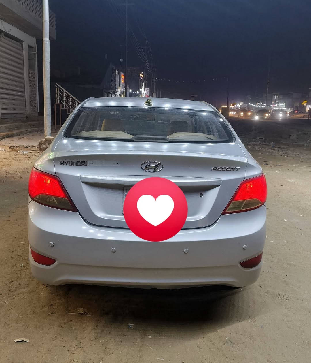 اكسنت خليجية موديل 2013 محرك 1600خير من الله كير مضبوط تبريد تدفئة كله شغال رقم نجف ألماني سنوية 2029 
بيها فقط نص بنيد صبغ سيارة حلوة ونظيفة 
سعرها 88 مكاني نجف 
***********
