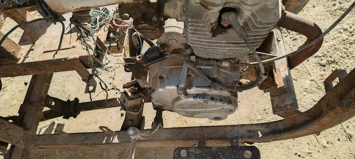 البيع السعر ٣٠٠ وبيها مجال المحرك كايم بدون اوراق مكاني سيد دخيل


**إذا كنت صاحب هذا الإعلان وتريد حذفه لأي سبب، رجاءا أرسل رسالة إلى الدعم الفني**