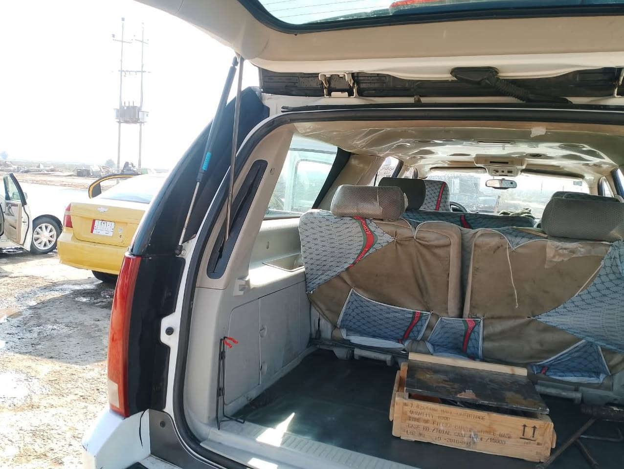 ضرر امريكا جاملغ سايق وبنيد 
خياسات بالبيبان السايق وبصف السايق 
الباقي كفاله من ضربه ولصبغ ونقل جثه وكصه
سياره مكينه وكير بشرط 
السياره خطها حله بغداد 
رقم واسط اجره 3 ارقام مميز ارقام نكليزي جدد سنويه 2030 سياره كامله مكمله تشغل وتطلع 
سعر 140$ وبيها مجال
تواصل ***********
