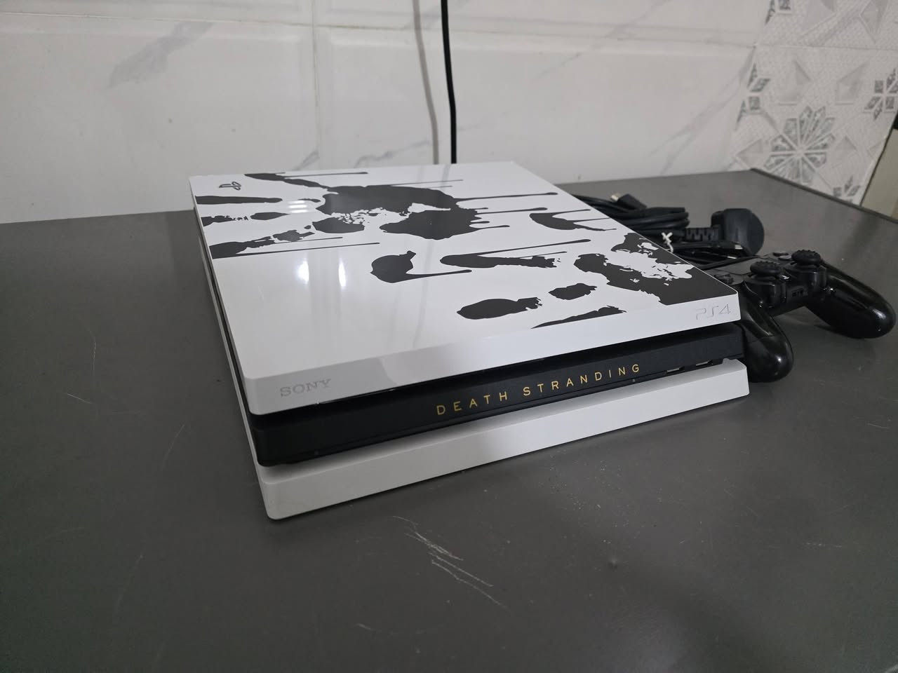 للبيع بلي 4 برو مهكر نسخة DEATH STRANDING ذاكرة 1 تيرا نظافة 100% تهكير قرص 11.52 وياه جوستك اصلي وكيبلاته بي 8 العاب وتكدر تضيف العاب بعد للبيع سعر ٤٢٥ او مراوس ب5 عنواني بغداد اي استفسار عالرقم *********** ماعندي توصيل
