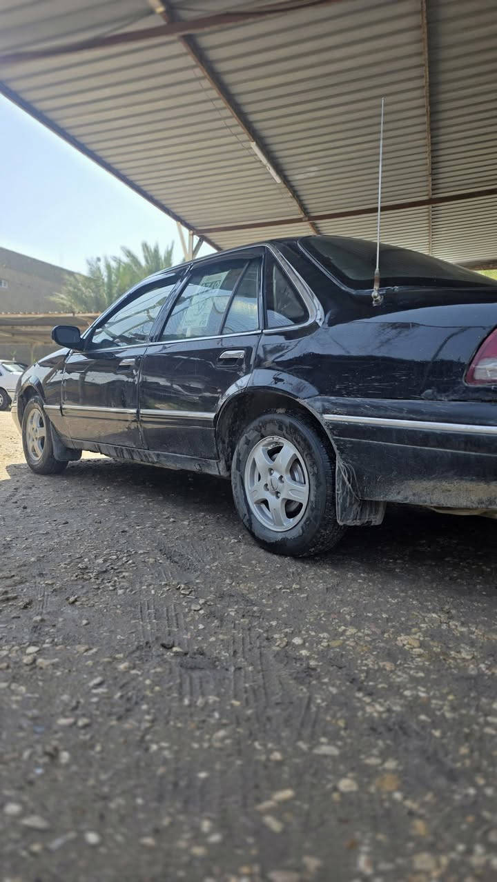 للبيع. 
فراشه موديل 1996 رقم بغداد مشروع وطني سنويه مجدده2028. مكينه مفتوح كير اوتماتيك  تخم تاير حداديه صدر نضاف. سياره كامله. مكان بابل المسيب. السعر. 32 وبيه مجال 
***********
