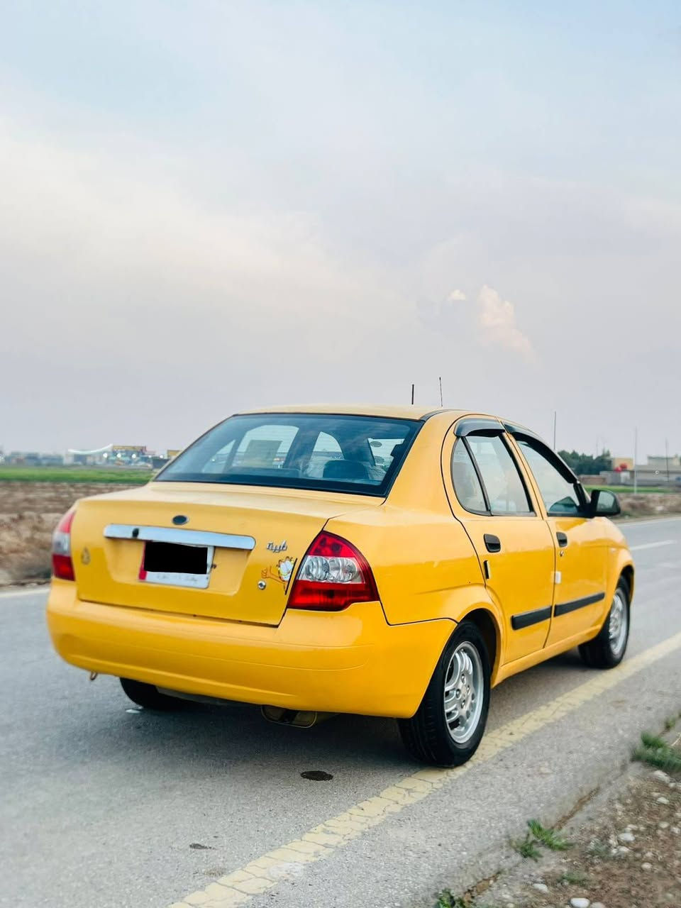 سلام وعليكم طيبه 2015 بلاديه سيارة جاهزه مكينه كير مكفولات تخم تأير ويل كب بلادي كهربائيات كلهه شغاله  سياره مال جني رقم بغداد مكاني جسر ديالى جديد سعر 37$وبيهه مجال بسيط ستفسار ***********
