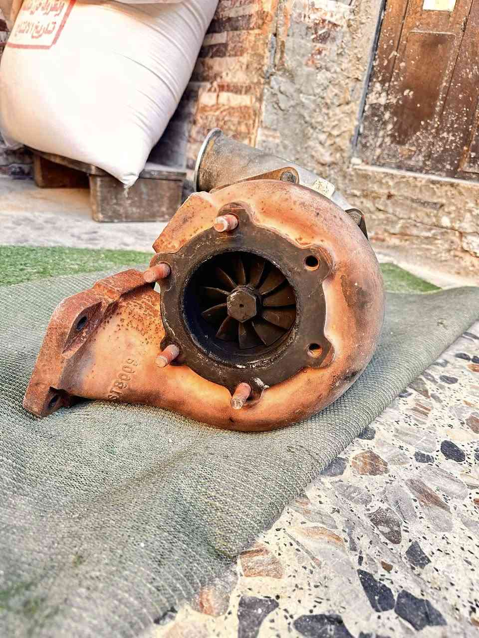 السلام عليكم
سوبر فولفو F12 نوعه برازيلي مجفت جديد شرط عل شغل يرهم عل مكينه 120/121/122 البارد 6 ريشه والحار 11ريشه الهاتف ***********
