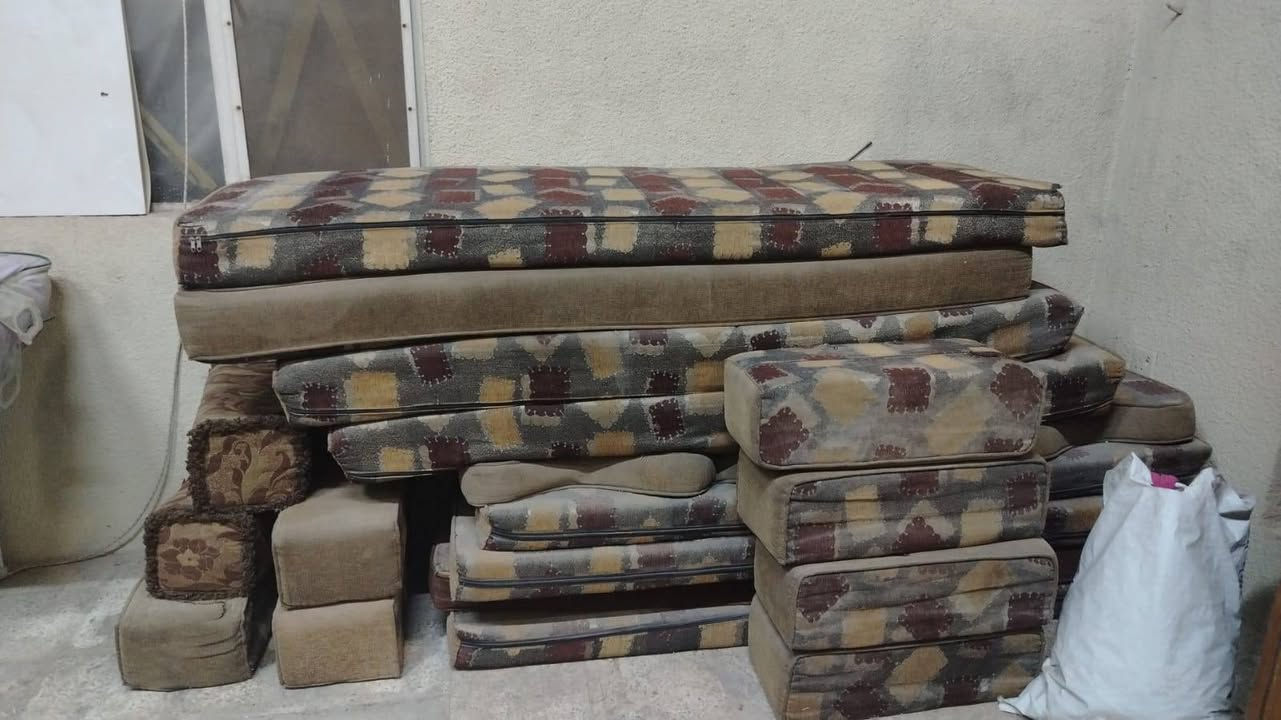 أغراض للبيع بسعر مناسب مكان البياع الاستفسار علئ رقم
***********
