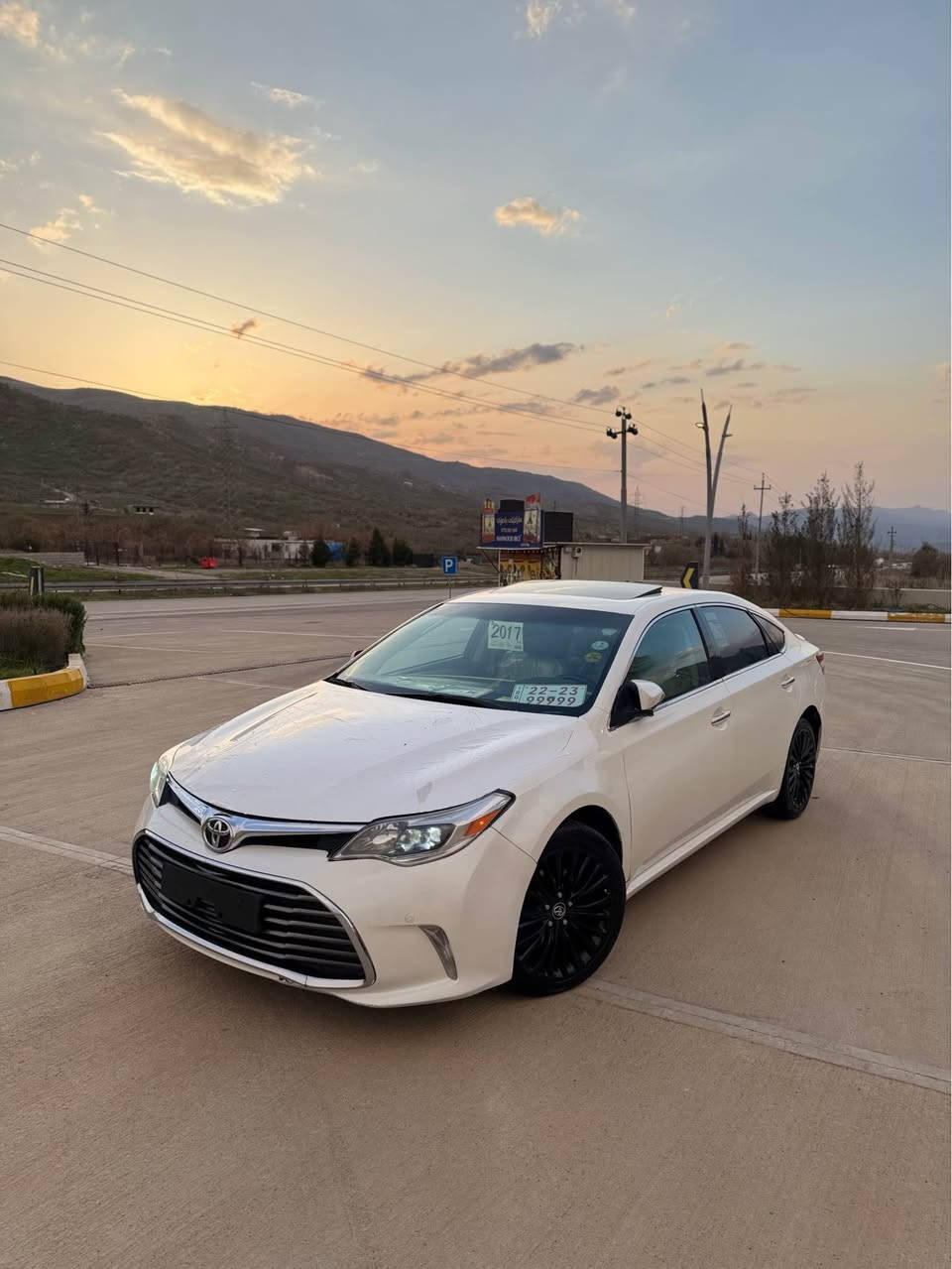 سەرەتا بەناوی خوای گەورەو میهرەبان🤍
تویتا ئەڤەلۆن 
٢٠١٧مانگی ٥
 فول ناوزەرد
بڕاوەی دوبەی✅
سعری ١٠٧وەرەقەو مەجال 
ژ.م***********
شوین  قەزای دوکان
 مواسەفات خلیجی فول
سلایت بەسمە کوشن جڵد
پیشودوا حاسە ئاوینە ئیشارەت
٣مۆدی لیخوڕین
(Eco sport normal)
دەبڵ ئیکۆیە سەیارەکە بەنزین هەر ناخوا
١٥٩هەزار هەقیقی ڕۆشتوە 
گیڕومەکینەی بەشەرت نەکراوەتەوە
دیجیتاڵیشی نیە
ئاوینە شەفتو ئەوتۆو ئیشارەت
لایت لیدو عەدەسە
٤تایەو ویلی لۆکی لە سەرە 
تەقەو ڕەقەی نیە 
مەسروفی نیە
هایدرۆلیکی گێری گۆڕاوە
 دەعمو لیدراوی نیە بەشەرت
سەقفی بۆیاخی نیە بەشەرت
سعری ١٠٧گەڵا مەجال برایانە
ژ.م***********
شوین قەزای دوکان دخان, السليمانية
