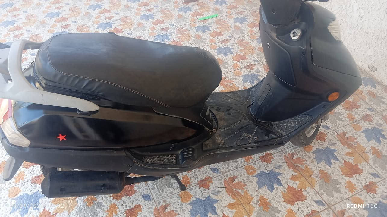 السلام عليكم دراجه سبيسي جاهزه كله شغال
سعر 250 واسط الحي
***********
