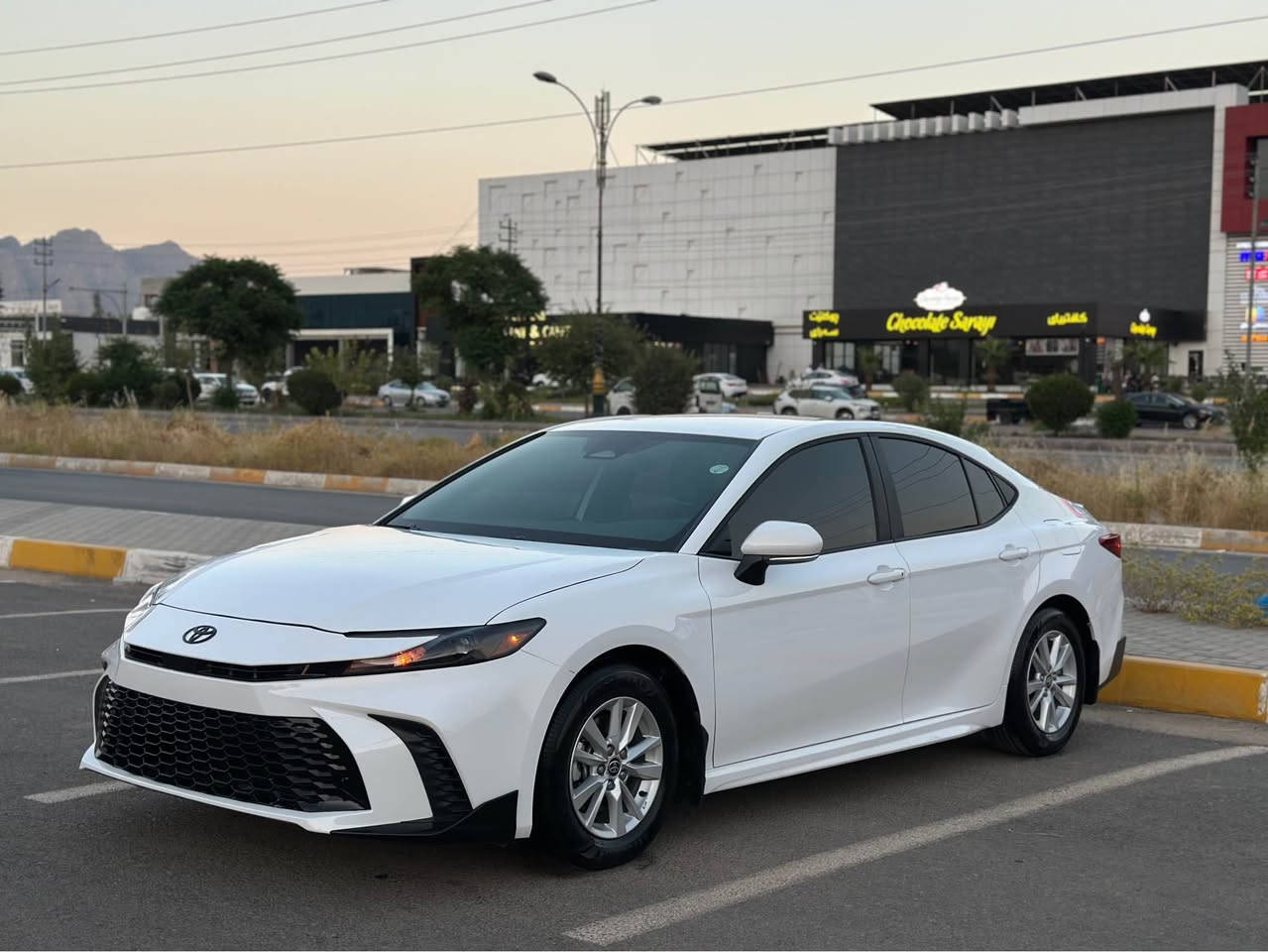 TOYOTA CAMRY 2025 SE Canadi
سە یارەکە بی بۆیاخ بی ئیرباگ بی پارچە کرانەوە تەنها بۆنت کارت پیداریکی هەیە سەیارە کەنە دیە مواسەفات SE کوشن گەرم سوکان گەرمە تەنها ١٩ مايل رۆشتوە کاتی نەشکاوە ٣ مانگ کاتی لە گەلە نرخ ٢٣٥$ مەجالیک کەم 
4T1DAACK5SU137220 رەقم شانسی 
***********
*********** رانية, السليمانية
