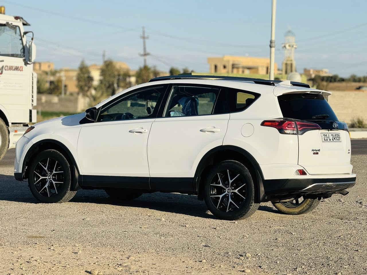 السلام عليكم
تويوتا راف 4 SE

(2018) 

TOYOTA RAV4

🌿 التفاصيل

بلد المنشا. ياباني 🇯🇵

🚘 الموديل 2018

🚘 سعه المحرك 2.5L

🚘 مقاعد جلد

🚘 فتحه سقف سلايد

🚘 حساسات اماميه

🚘 حساسات خلفيه

🚘 لايت +LED

🚘 بك لايت+LED

🚘 ويل 18

🚘 4 دسك

🚘 بصمه

🚘 تحديد سرعه

🚘 كشن تبريد و تدفه

🚘تحديد المسار الطريق

🚘 شاشه كبيره

🚘 اوضاع القياده. ECO.SPORT

🚘صندوق شفت كهرباهي

🚘 نضام مانع الانزلاق

🚘 نضام ABS

🚘 ا Bluetooth

🚘 اشارات بل المرايه

السياره  قطعتين صبغ بنيد +جاملغ 

السعر ١٦٥

للاستفسار الاتصال على الرقم

***********
