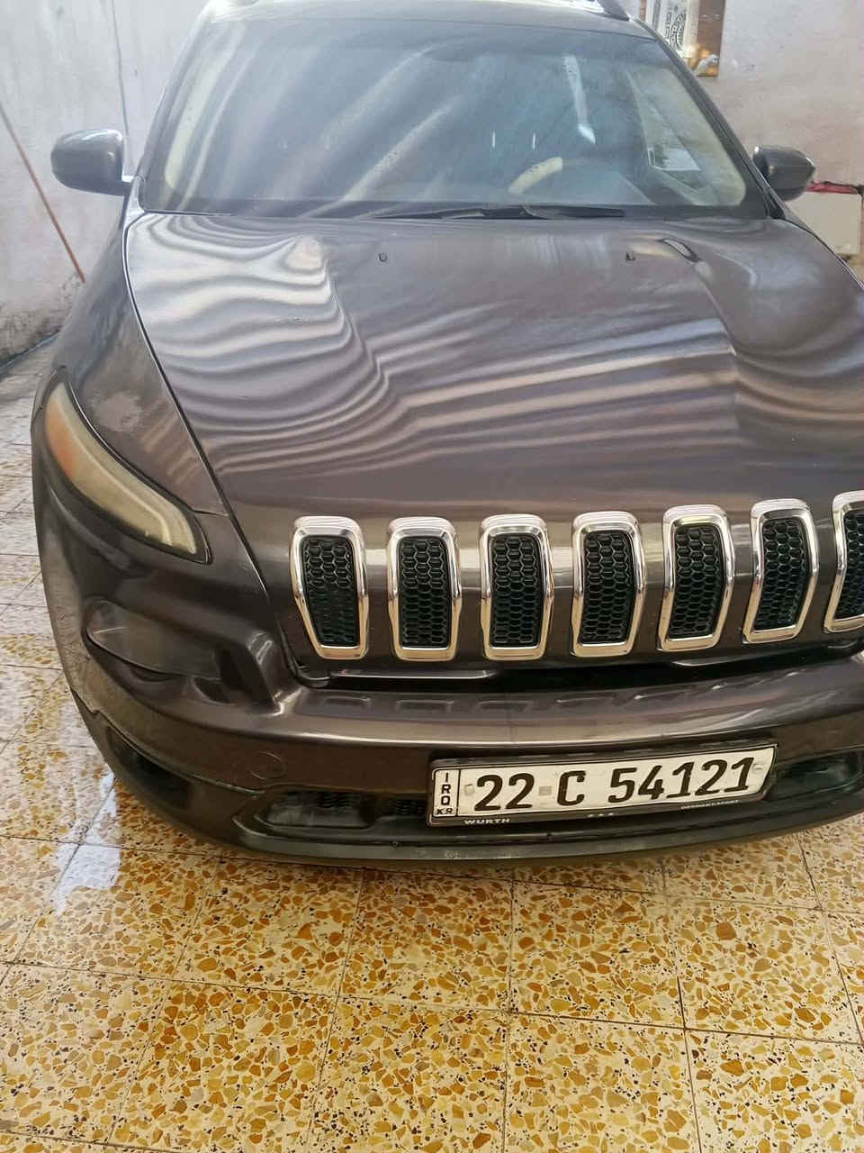 السلام عليكم سياره جيب بزون للبيع 2017 سياره فول مواصفات مكينه 2400 رقم اربيل سنويه ال2029 السعر 100 وبيه مجال مكاني العماره رقم راعيه ***********
