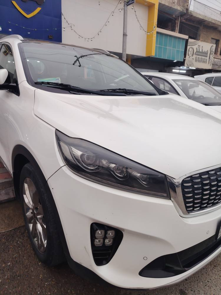 سورنتو خليجي 2019 كفاله
بيها بارد براس الجاملغ الخلفي اليمنى شويه فقط

المواصفات فول
٧ راكب
٦ سلندر
شاحن لاسلكي
هندبريك كهرباء
٢ كراسي كهرب

شاشه جبيره
حساسات
بجم لدات
بك لايت لد
جنطه ذكيه وكهرب
تخم تاير
الجلد نظيف مابي اي شقوق
باسمي وكلشي يخص المرور جديد
السعر 250$مجال بسيط 
العنوان فلوجه
*********** اتصال او واتس
