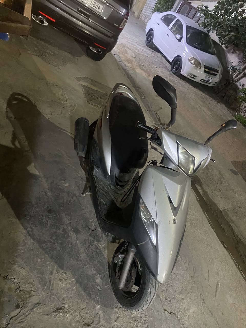 سلام عليكم شباب دراجة ثعلب نضيفة دراجة حلوة ٦٥٠بيها مجال ***********
