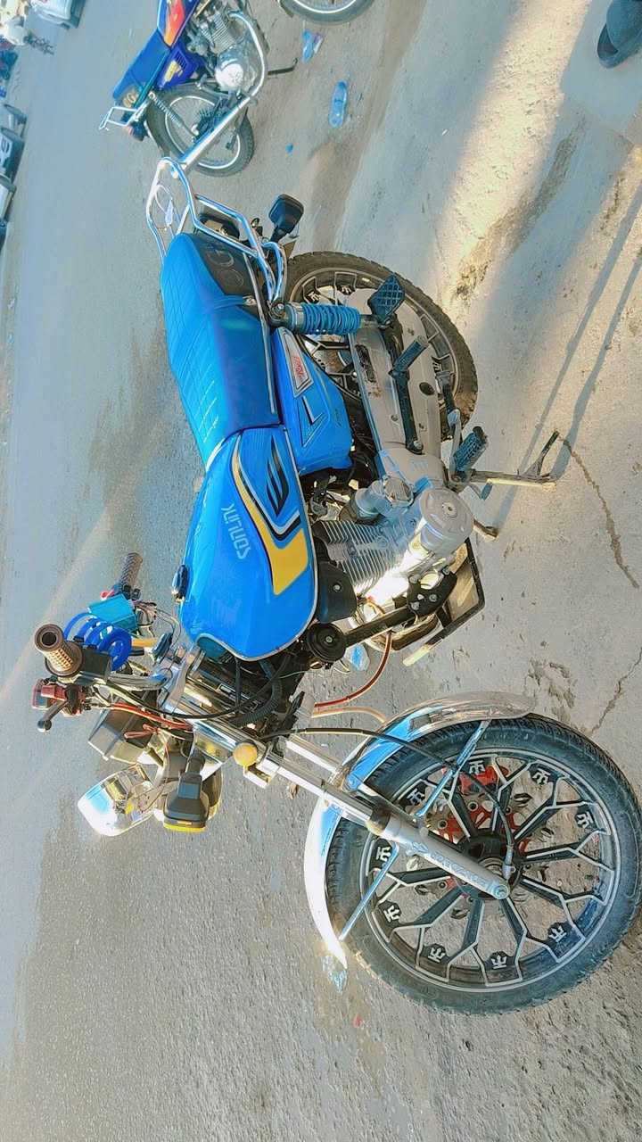 سلام عليكم حبايب دراجه سافان موديل 2024كفاله عامه من كلشي اوضح من كلشي دراجه مامغسوله احله من الصور صار شهرين من طالع من المعرض سعرها 950وبيها مجال كلش قليل ولي مايعجبه السعر خلي يعبر المنشور رحمه لوالديكم هاذه رقمي ***********مكاني بابل الإسكندرية
